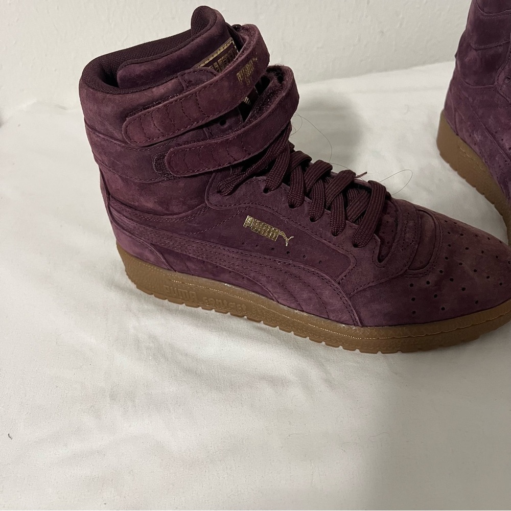 Puma Women’s High-Top Suede Sneakers in Burgundy - Picture 5 of 10